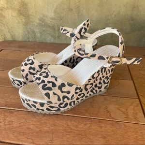 Adorable Leopard Print Wedges NWOT